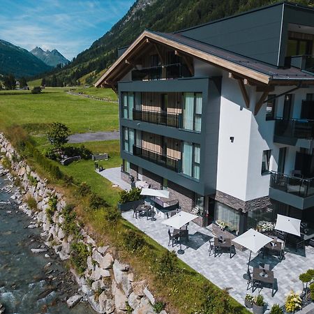 Hotel Modern Mountain Ischgl Buitenkant foto