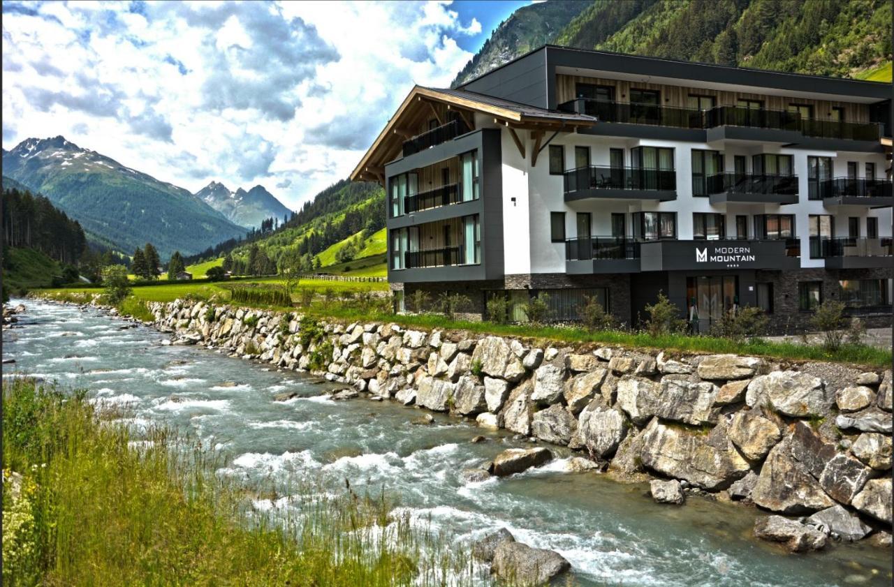 Hotel Modern Mountain Ischgl Buitenkant foto